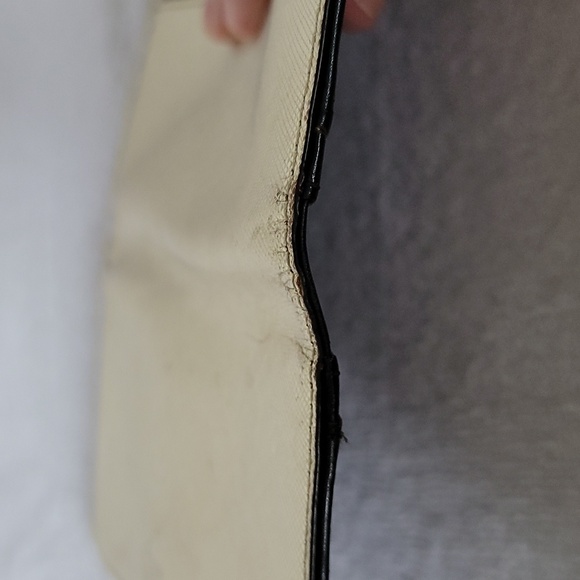 Kate Spade New York gold shimmer long wallet - Picture 9 of 16